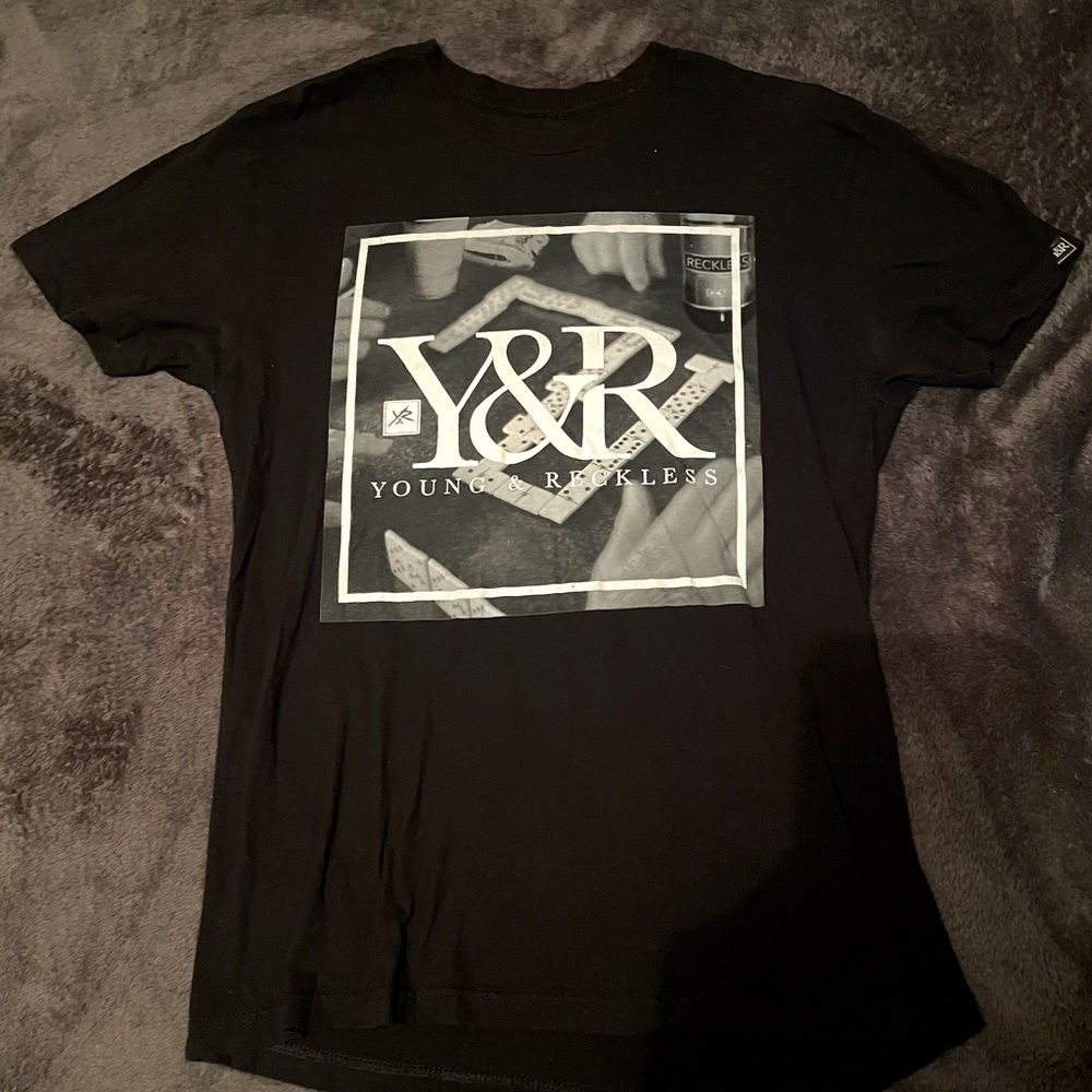 PACSUN YOUNG & RECKLESS Black Short Sleeve T Shirt Size Medium